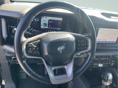 Used 2023 Ford Bronco Big Bend w/ Sasquatch Package image 33