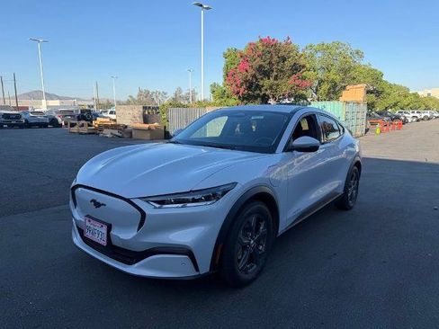 Certified 2022 Ford Mustang Mach-E Select RWD image 1