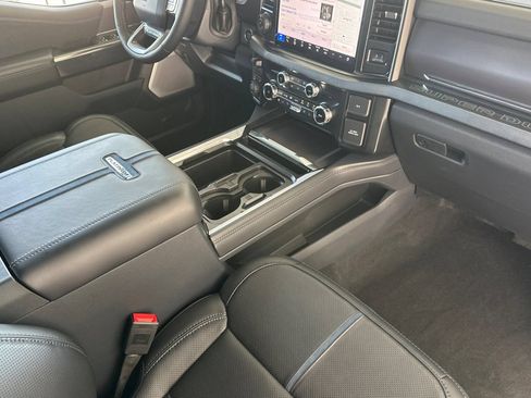 New 2026 Ford F250 Platinum w/ Tremor Off-Road Package AWD/4WD image 15