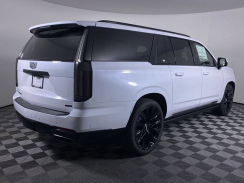 New 2026 Cadillac Escalade ESV Platinum Sport w/ LPO, ONYX Package AWD/4WD image 22