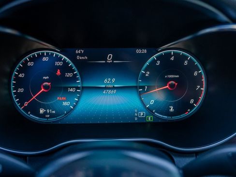 Used 2022 Mercedes-Benz C 300 Coupe w/ AMG Line image 10