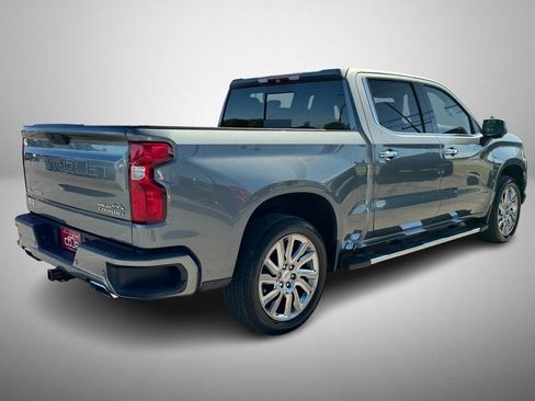 Used 2019 Chevrolet Silverado 1500 High Country w/ High Country Premium Package image 3