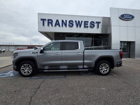 Used 2023 GMC Sierra 1500 Denali w/ Technology Package image 2