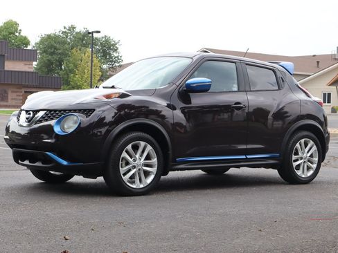 Used 2015 Nissan Juke SV AWD/4WD image 11