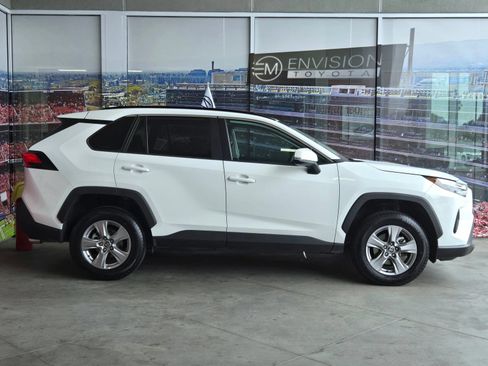 Certified 2025 Toyota RAV4 XLE AWD/4WD image 4