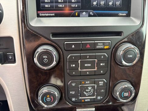 Used 2014 Ford F150 Platinum AWD/4WD image 32
