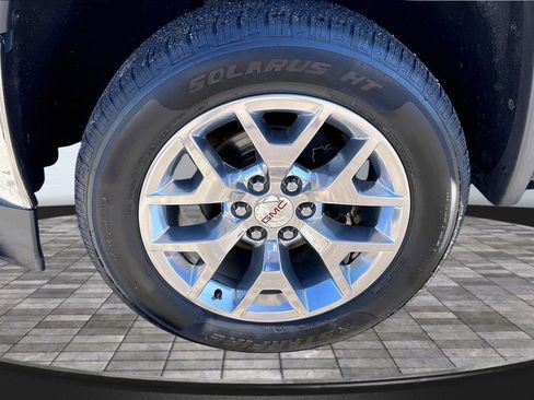 Used 2017 GMC Sierra 1500 SLT image 9