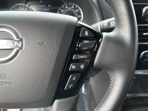 Used 2022 Nissan Armada SL w/ Midnight Edition Package AWD/4WD image 32
