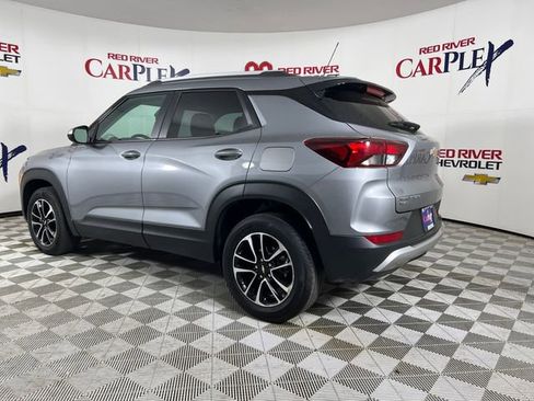 Used 2025 Chevrolet TrailBlazer LT AWD/4WD image 5