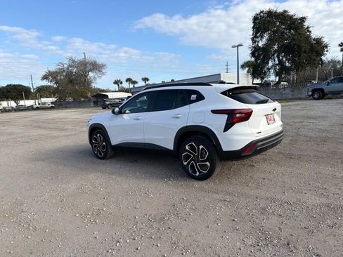 New 2026 Chevrolet Trax RS w/ Driver Confidence Package image 8