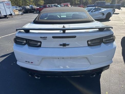 Used 2021 Chevrolet Camaro ZL1 image 4