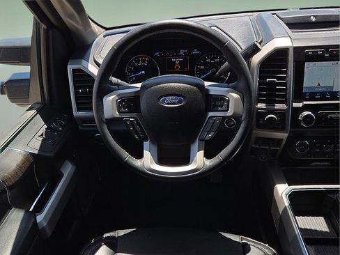 Used 2021 Ford F250 Lariat w/ Lariat Ultimate Package AWD/4WD image 19