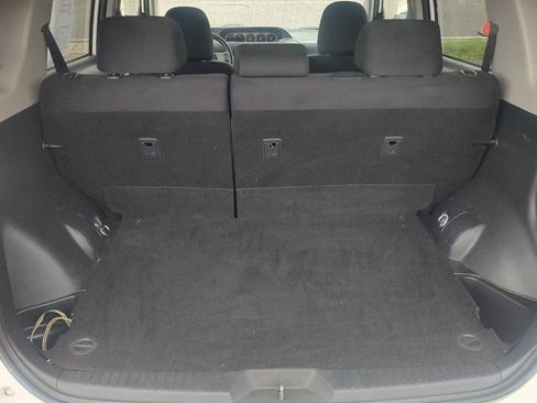 Used 2010 Scion xB FWD image 25