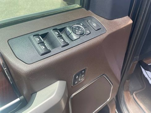 Used 2022 Ford F350 King Ranch w/ King Ranch Ultimate Package AWD/4WD image 18