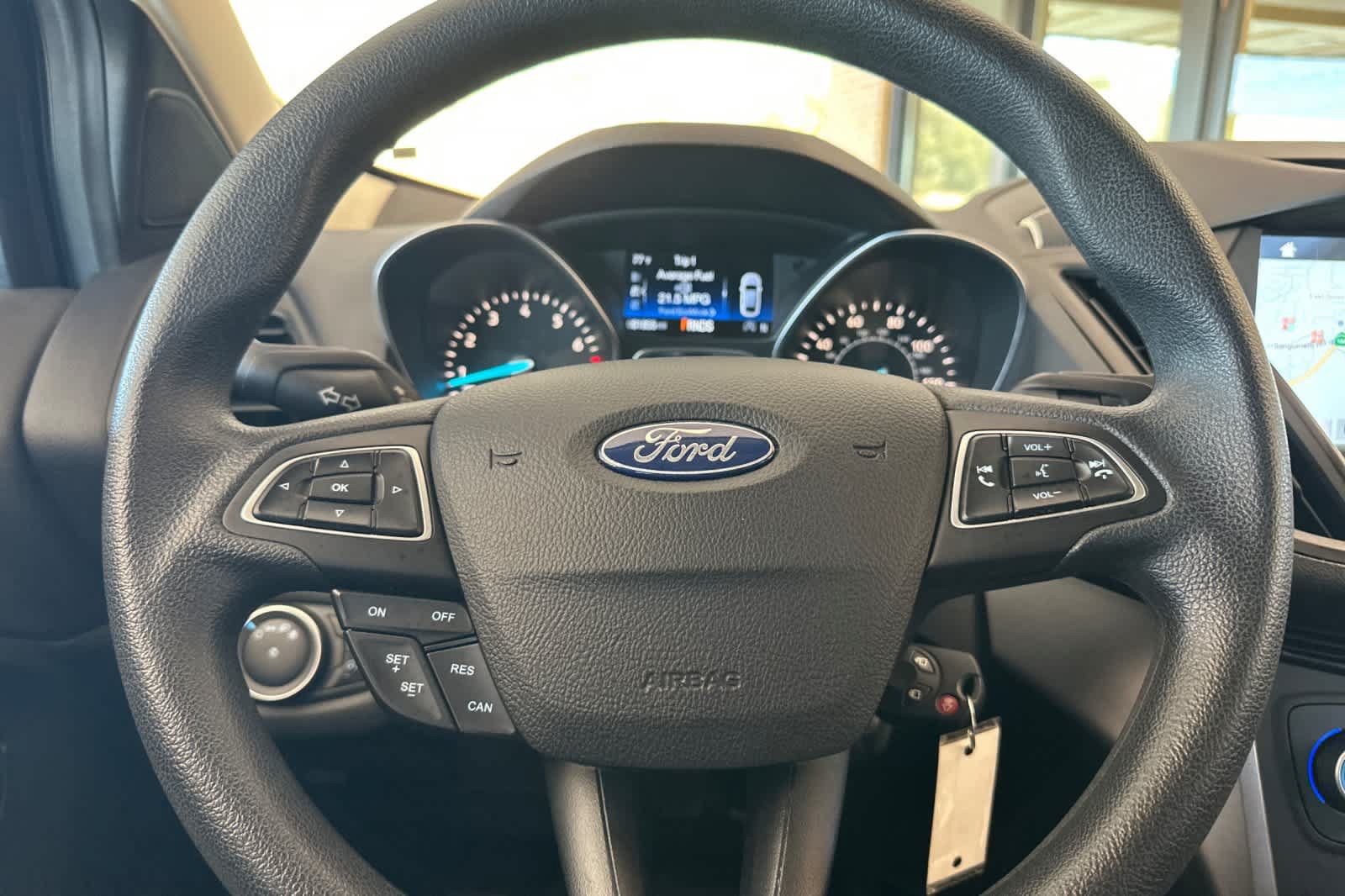 Used 2018 Ford Escape SE w/ SE Sync 3 Package AWD/4WD image 25