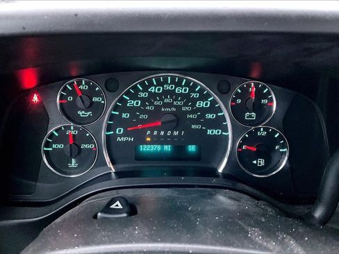 Used 2018 Chevrolet Express 3500 LT w/ LT Preferred Equipment Group image 12