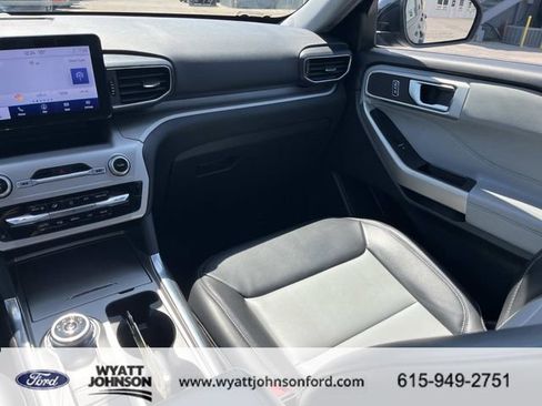 Used 2023 Ford Explorer XLT w/ Equipment Group 202A image 14