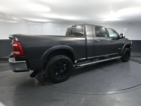 Used 2022 RAM 3500 Laramie AWD/4WD image 4