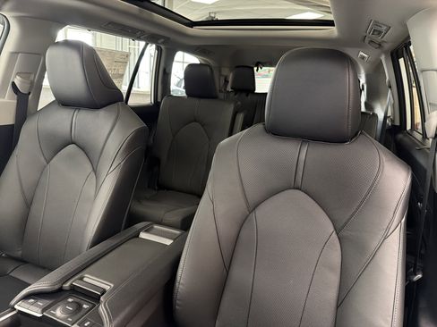 New 2026 Toyota Grand Highlander AWD image 22