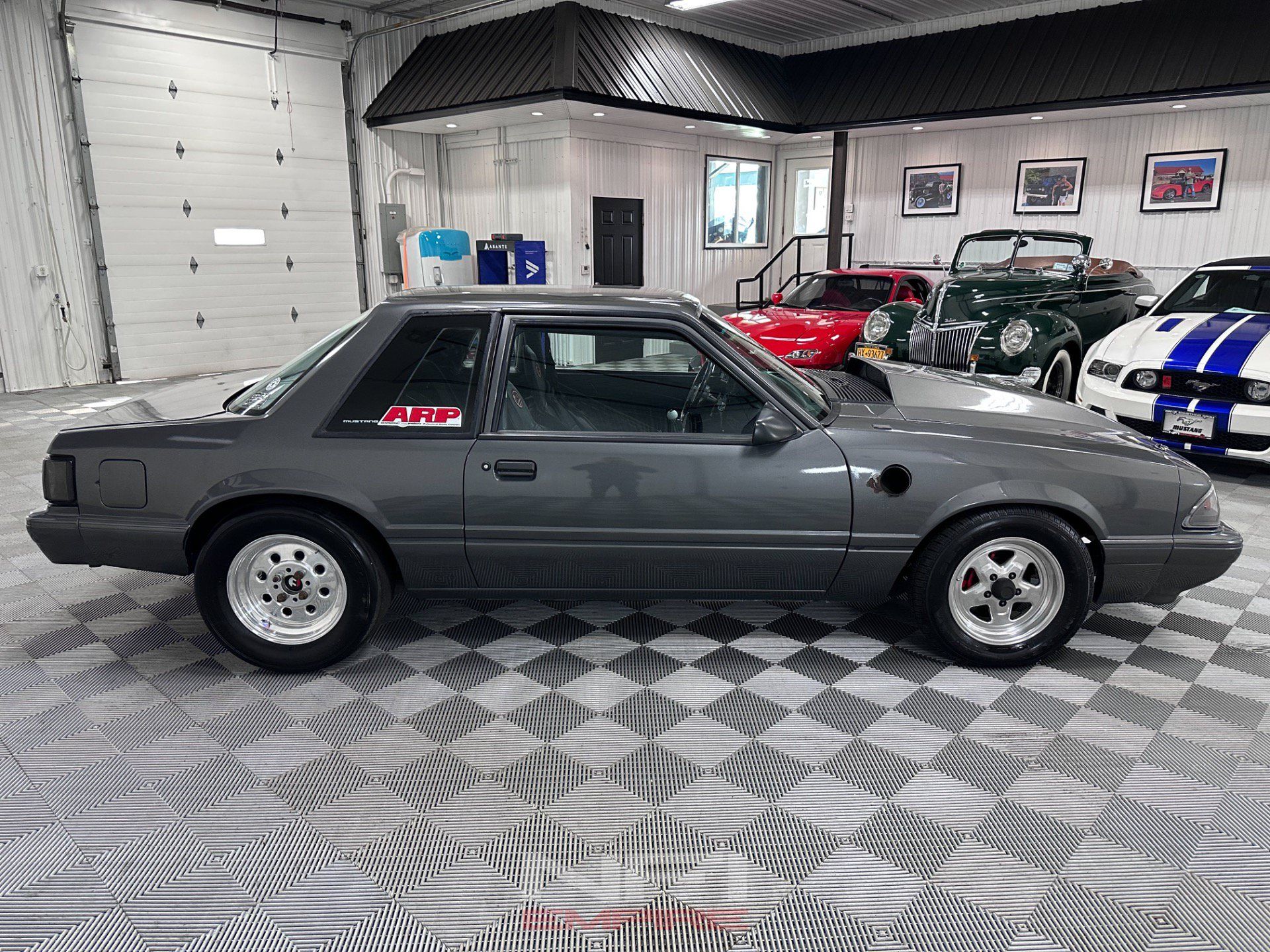 Used 1988 Ford Mustang LX RWD image 7