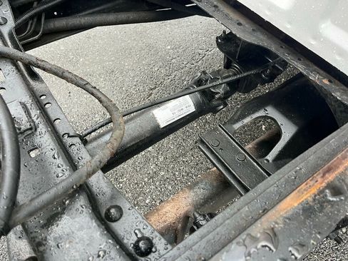 Used 1999 Ford F450 2WD Regular Cab Super Duty image 75
