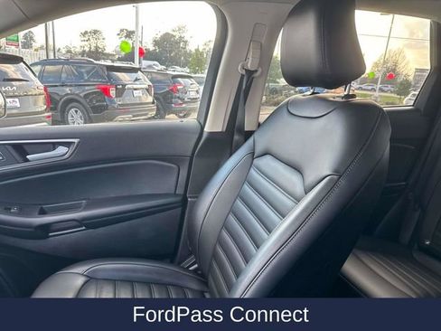 Used 2022 Ford Edge SEL w/ Convenience Package image 19