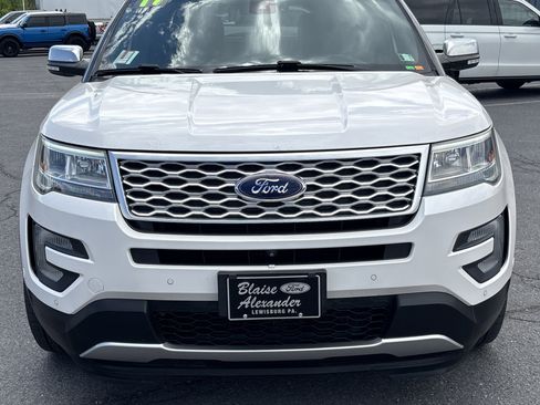 Used 2017 Ford Explorer Platinum AWD/4WD image 8