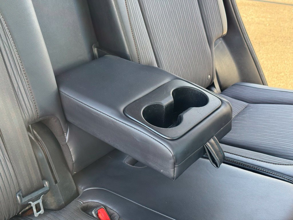 Used 2016 Toyota Highlander Plus FWD image 20