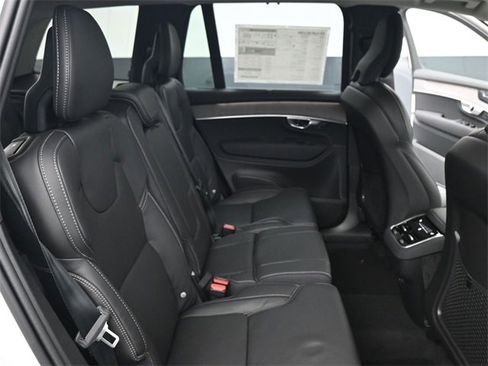 New 2026 Volvo XC90 B6 Ultra w/ Protection Package Premier image 38