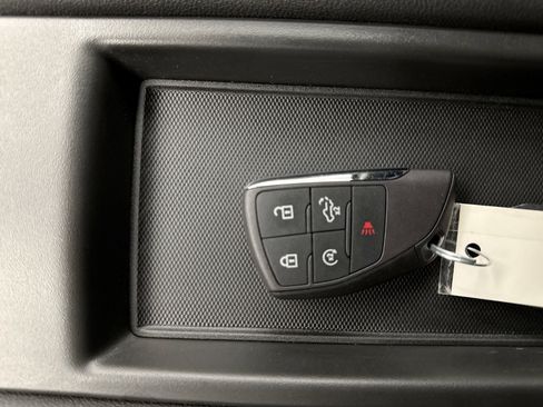 Used 2025 Chevrolet Silverado 1500 LT image 22