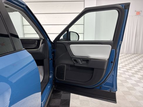 Used 2023 Rivian R1T Adventure image 18