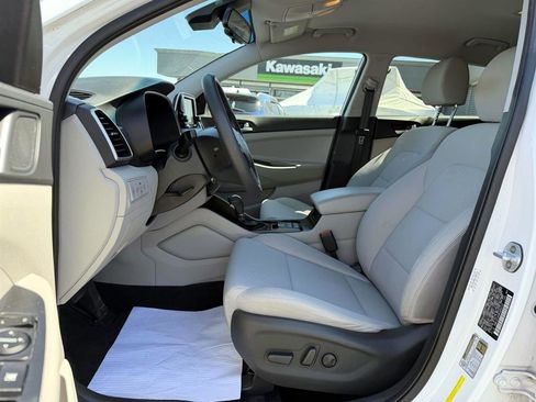 Used 2019 Hyundai Tucson Value AWD/4WD image 7