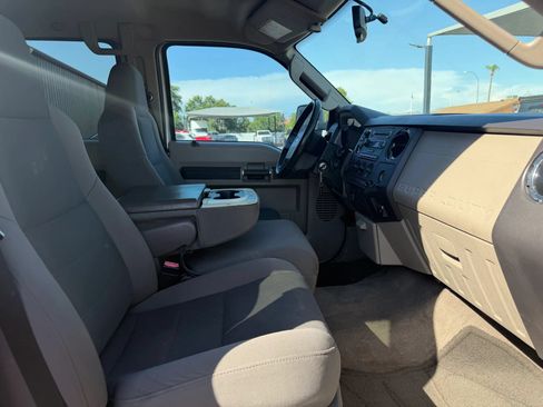 Used 2010 Ford F250 XL AWD/4WD image 25