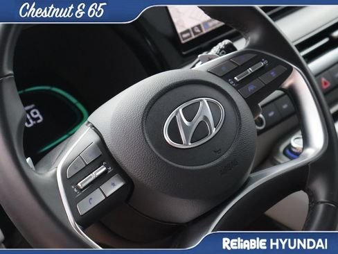 Certified 2025 Hyundai Palisade SEL FWD image 25