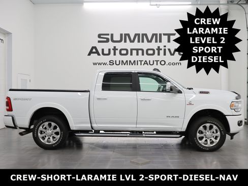Used 2022 RAM 2500 Laramie AWD/4WD image 1