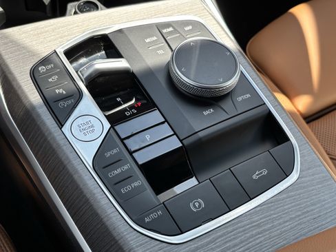 Certified 2025 BMW 430i Convertible RWD image 26