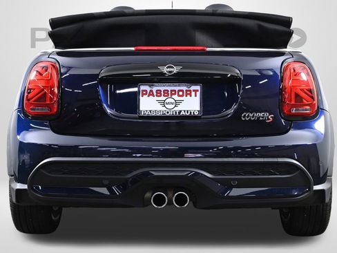 Certified 2024 MINI Cooper S image 9