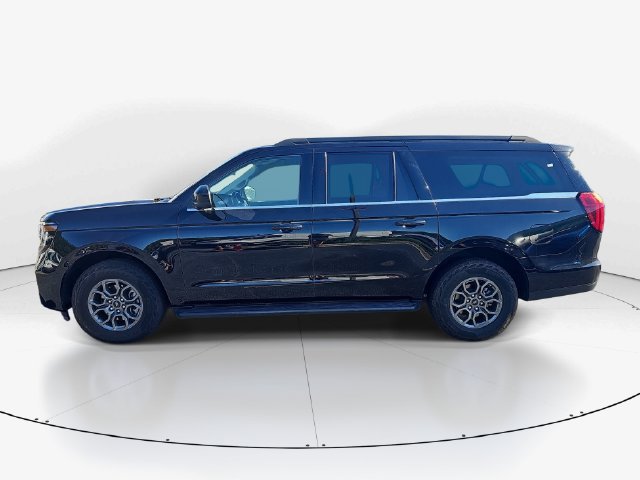 Used 2025 Ford Expedition Max Active AWD/4WD image 6