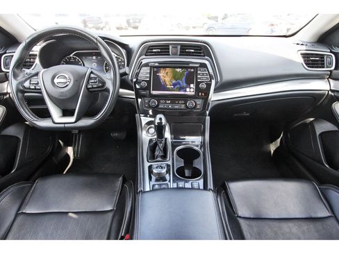 Used 2023 Nissan Maxima SV w/ Floor Mat Group FWD image 12