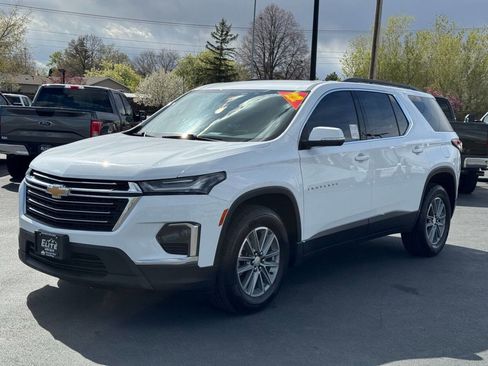 Used 2022 Chevrolet Traverse LT AWD/4WD image 3