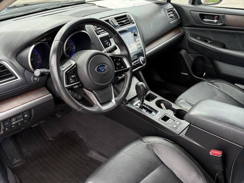 Used 2018 Subaru Outback 2.5i Limited AWD/4WD image 7
