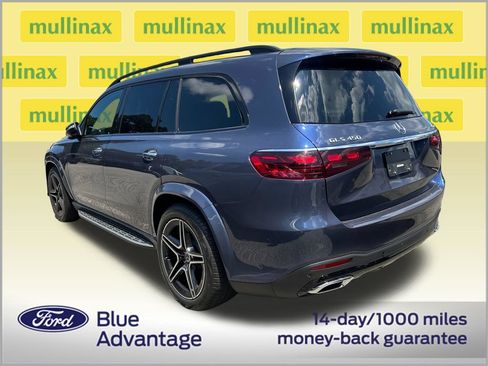 Used 2025 Mercedes-Benz GLS 450 4MATIC image 3