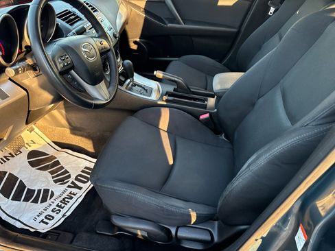 Used 2011 MAZDA MAZDA3 s Sport w/ Tech Pkg image 17