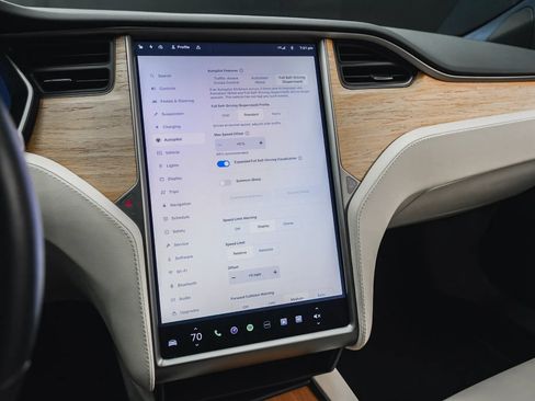 Used 2020 Tesla Model S AWD image 54