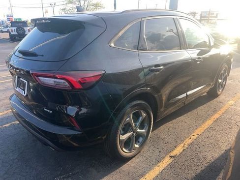 Used 2024 Ford Escape ST-Line w/ Tech Pack #1 AWD/4WD image 2
