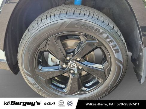 Used 2020 Toyota RAV4 XSE AWD/4WD image 11