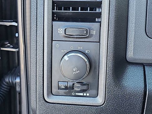 Used 2016 RAM 1500 Express image 23