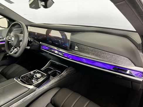 Used 2026 BMW 760i xDrive AWD/4WD image 29