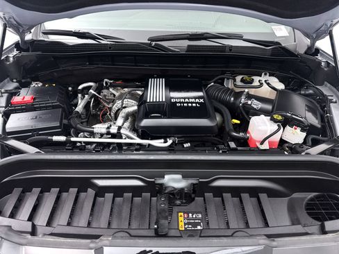 Used 2025 GMC Sierra 1500 AT4 w/ AT4 Preferred Package AWD/4WD image 14