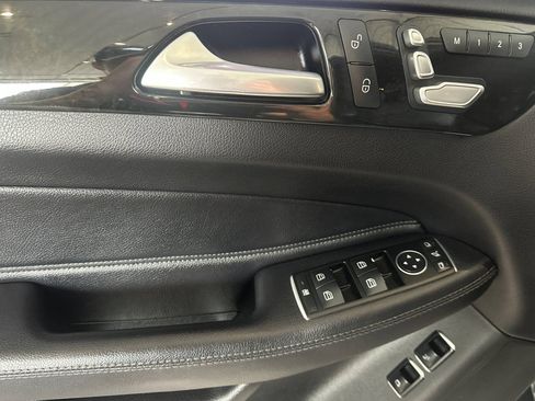 Used 2017 Mercedes-Benz GLS 450 4MATIC image 10